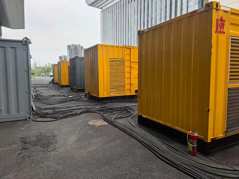 绿园柴油发电机组冬季保养有哪些注意事项？